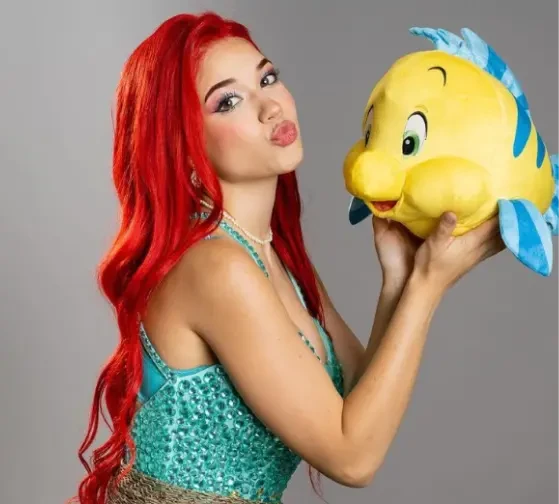 Sofia Gomez Onlyfans King Ice Apps - Modern Gradient Photo - Ultra HD