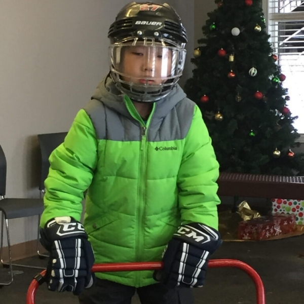 Joanny loves to skate