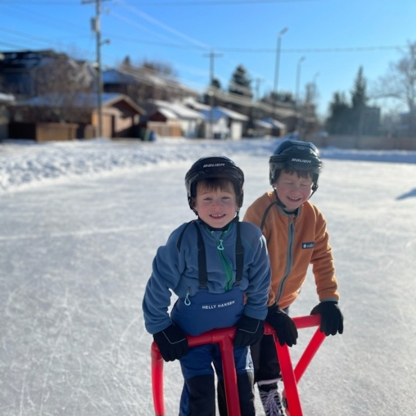 5 year old twins Zachary and Noah learning to skate
