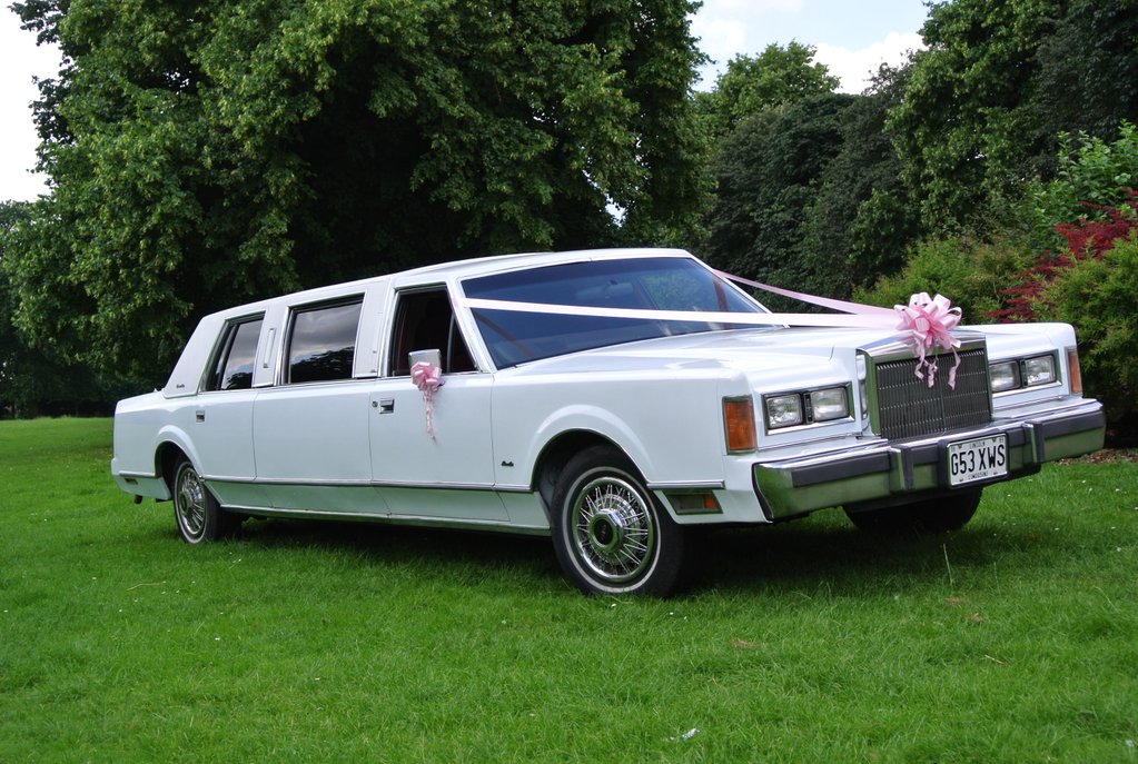 Lincoln town car limousine