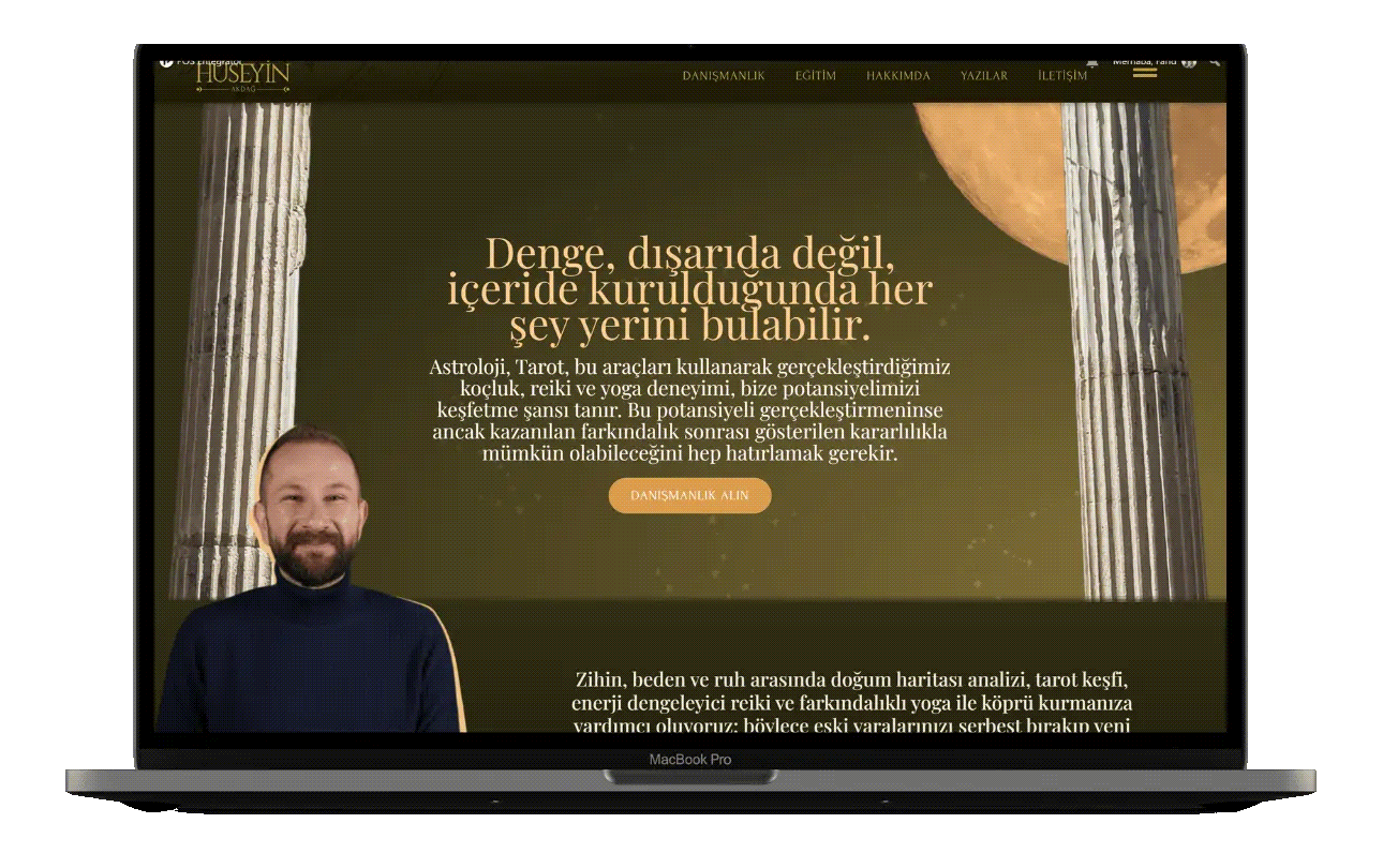 Faridunia Studio website design displayed on a desktop computer