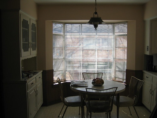 Nook with aluminum bay window