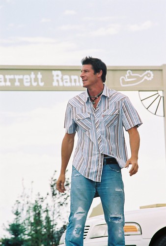 What is is about Ty Pennington? 2 Ty