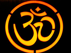 049.AUM_