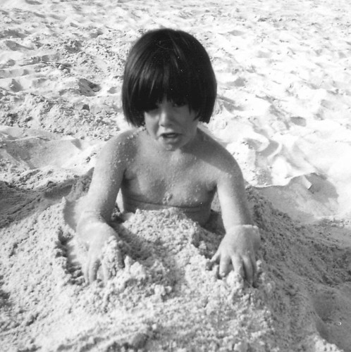 Moquín in top less by pequeña flor de invernadero.