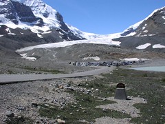 Athabasca Glacier / Glacial view / Canada