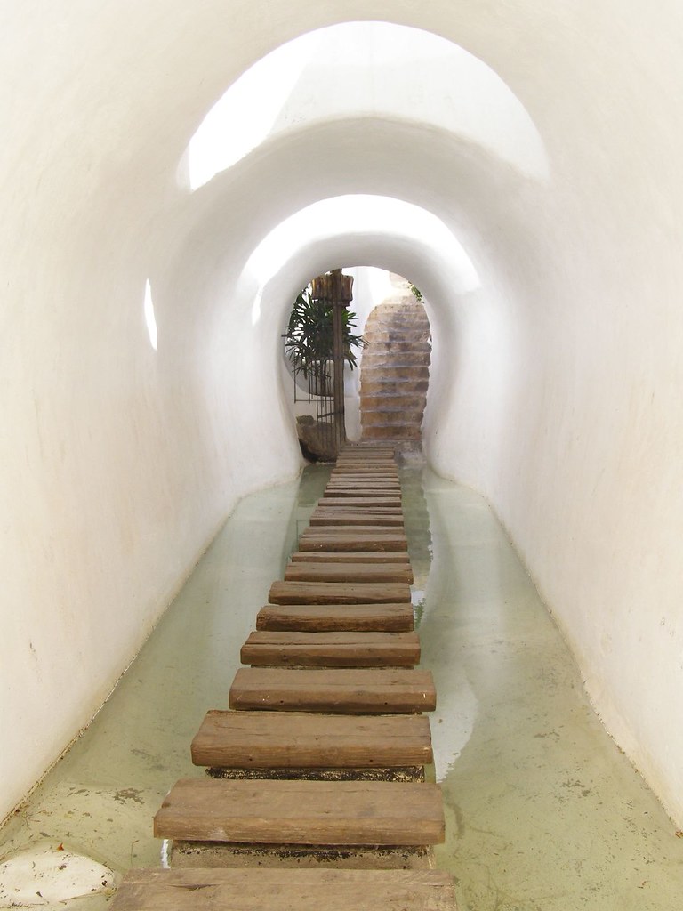 Deep inside LagOmar