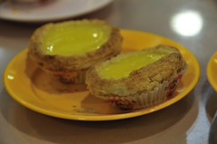 Egg tarts at 檀島(Honolulu Coffee Shop)