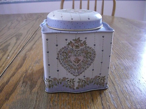 Pink heart canister