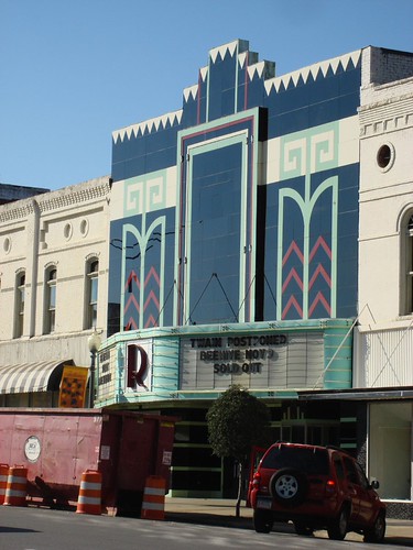 Old Theatres, Colorful Lights, And The Friendly Five – Deep Fried