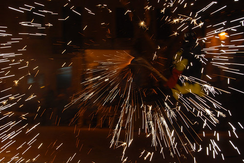 Llum, foc, destrucció!