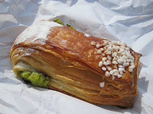 Pistachio croissant