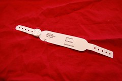 09 08 28_hospital_band