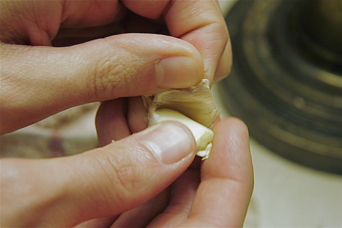 garlic peel