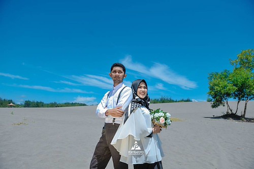 Dapatkan Gambar Style Paris Simple Untuk Pre Wedding Hijab Gaya Santai Lifestyle Terupdate by Lampunghits.com