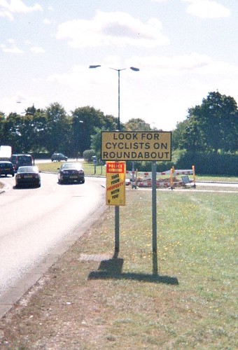 ThCD19-05e Windsor signs