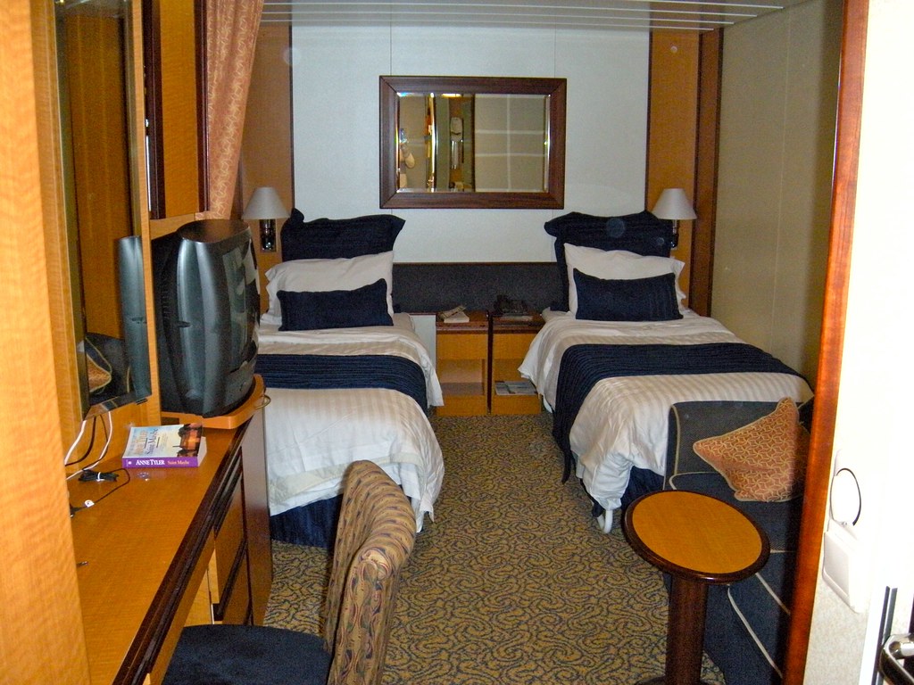 Jewel Of The Seas Inside Stateroom Thealexguide Flickr
