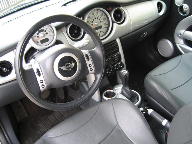 2002 mini cooper interior