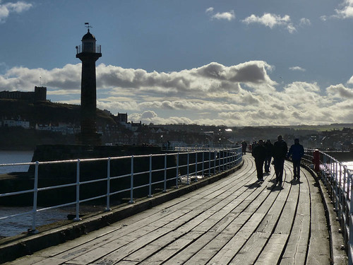 Whitby pier by geoffspages