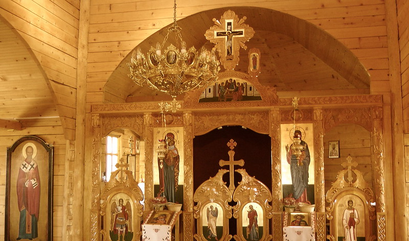 i spilled strawberry juice all over my macbook keyboard f'ck meeee