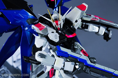 Metal Build Freedom Gundam Prism Coating Ver. Review Tamashii Nation 2012 (49)