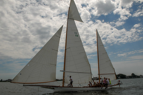 Oxford Regatta - Chesapeake Log Canoes-168.jpg by hergan family
