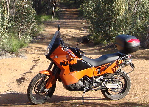 ktm adv 950