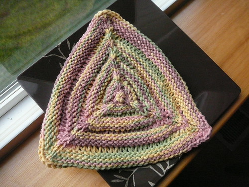 triangle cloth
