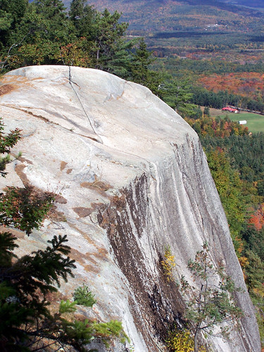 2009-10-11 - Leaf Peeping and Cathedral Ledge 097