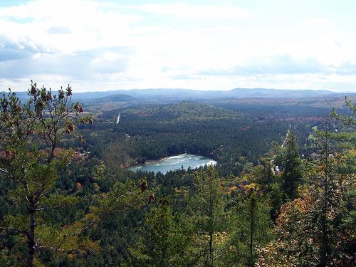 2009-10-11 - Leaf Peeping and Cathedral Ledge 135
