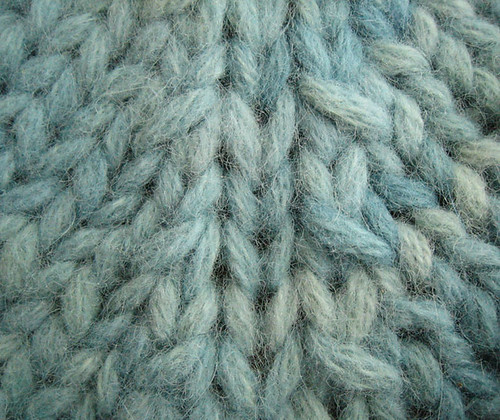 Examining Knit Decreases: K2tog, SSK, and Sl2-K1,P2sso | damp city knits