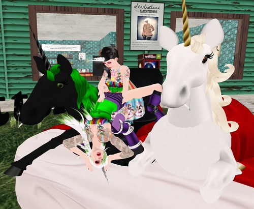 The Final Frollic Katat0nik and Adaire join the other unicorns in their sexual debauchery!