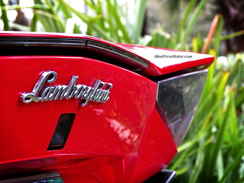 Lamborghini Aventador