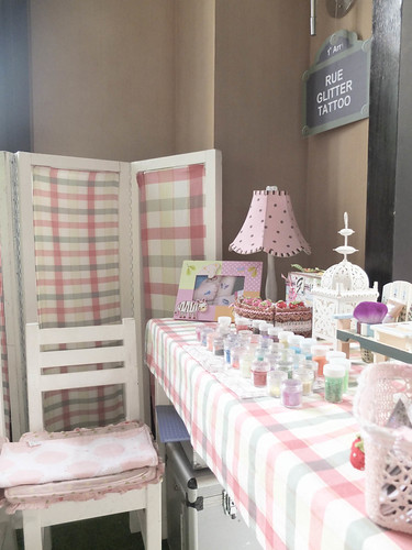 Glitter Tattoo Station aka Rue Glitter Tattoo