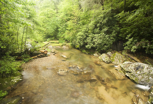 Dukes Creek Falls