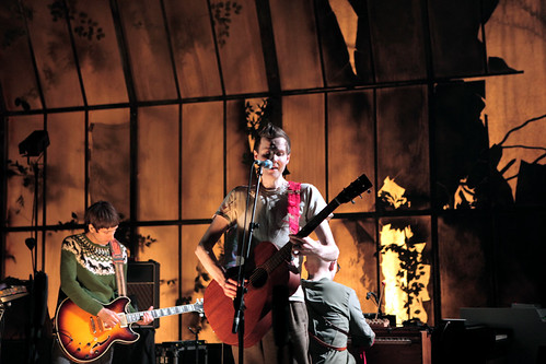 Jonsi on stage