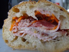 Bánh Mì dac biet