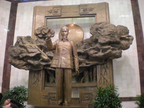 Hanoi - Ho Chi Minh Statue