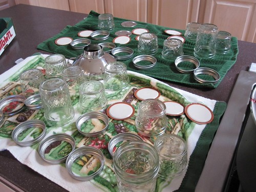 Dry the sanitized jars