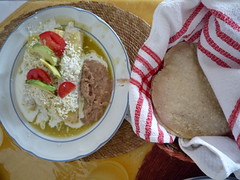 Enchilada verde mit Bohnenpaste, Taxco