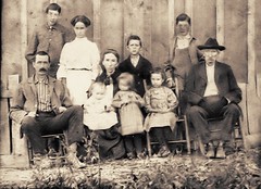 The Bright-McCravey Family Thomas Fain Bright Family with Father-in-law James Madison McCravey former Confederate Solider