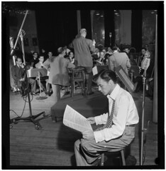 [Portrait of Frank Sinatra and Axel Stordahl, Liederkrantz Hall, New York, N.Y., ca. 1947] (LOC)