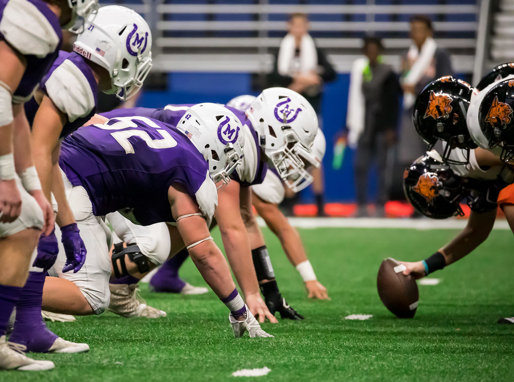 Mason punchers varsity football game at the state quarterfinals against