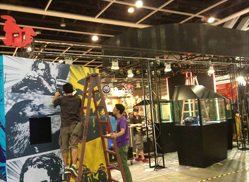 HOT-TOYS-ANICOM-BOOTH-2