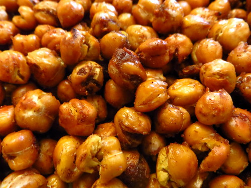 Roasted Chickpeas: Spiced and Ready to Serve (Closer)