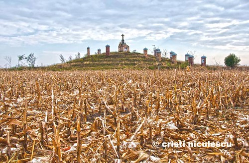 Monument Hill by cristiniculescu