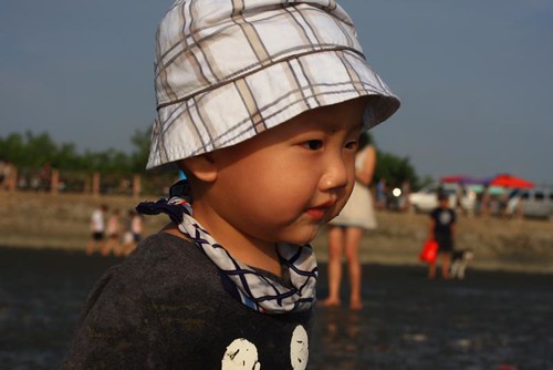 海邊的陽光少年