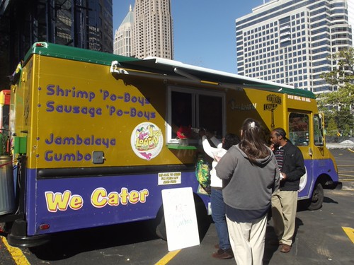jus' loaf'n food truck