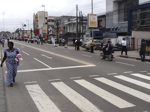 Awolowo Road, Ikoyi by Jujufilms