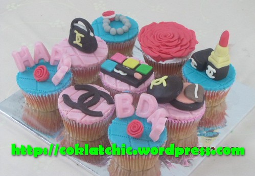 Set cupcake chanel